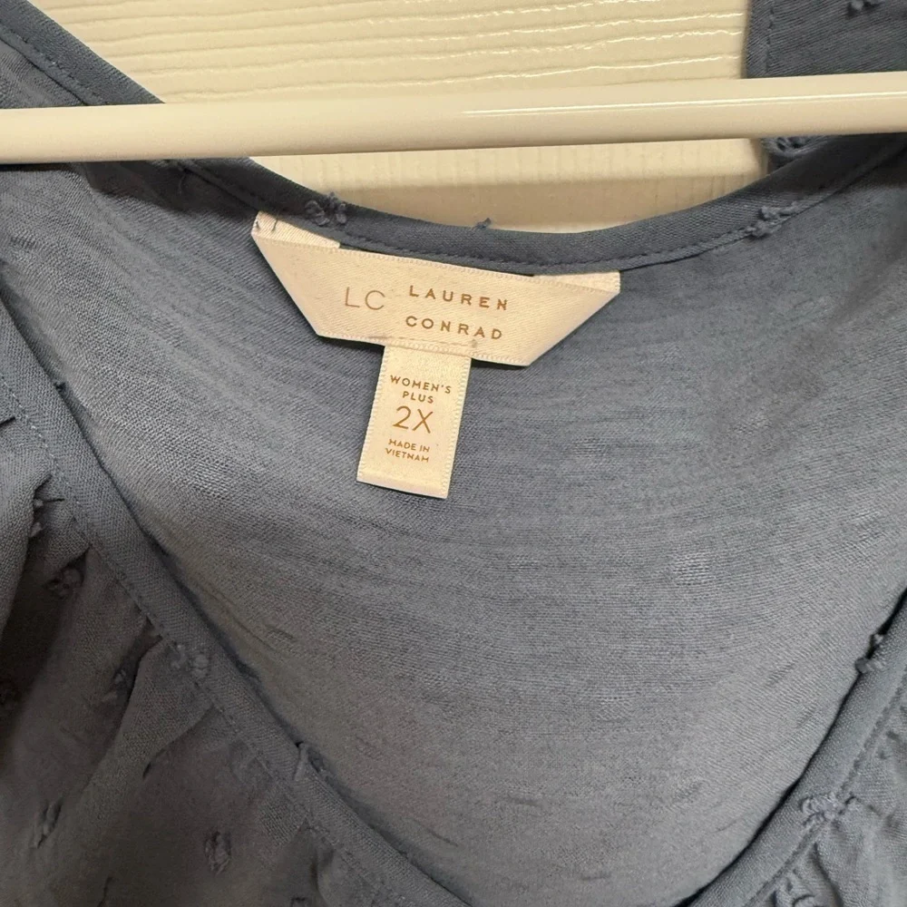 LC Lauren Conrad Gray Ruffled Tank Top - Picture 2 of 2
